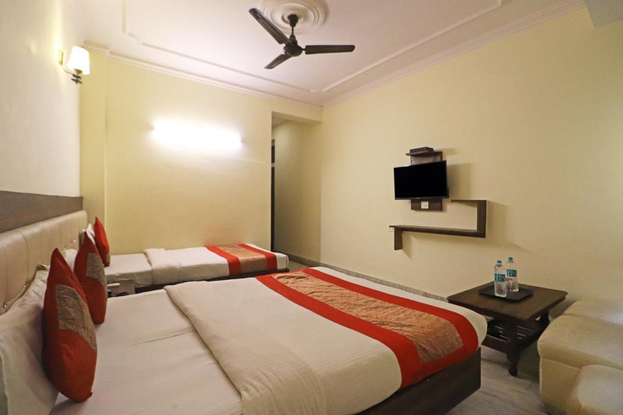 Silver Shine New Delhi - Comfort Stay Exterior photo