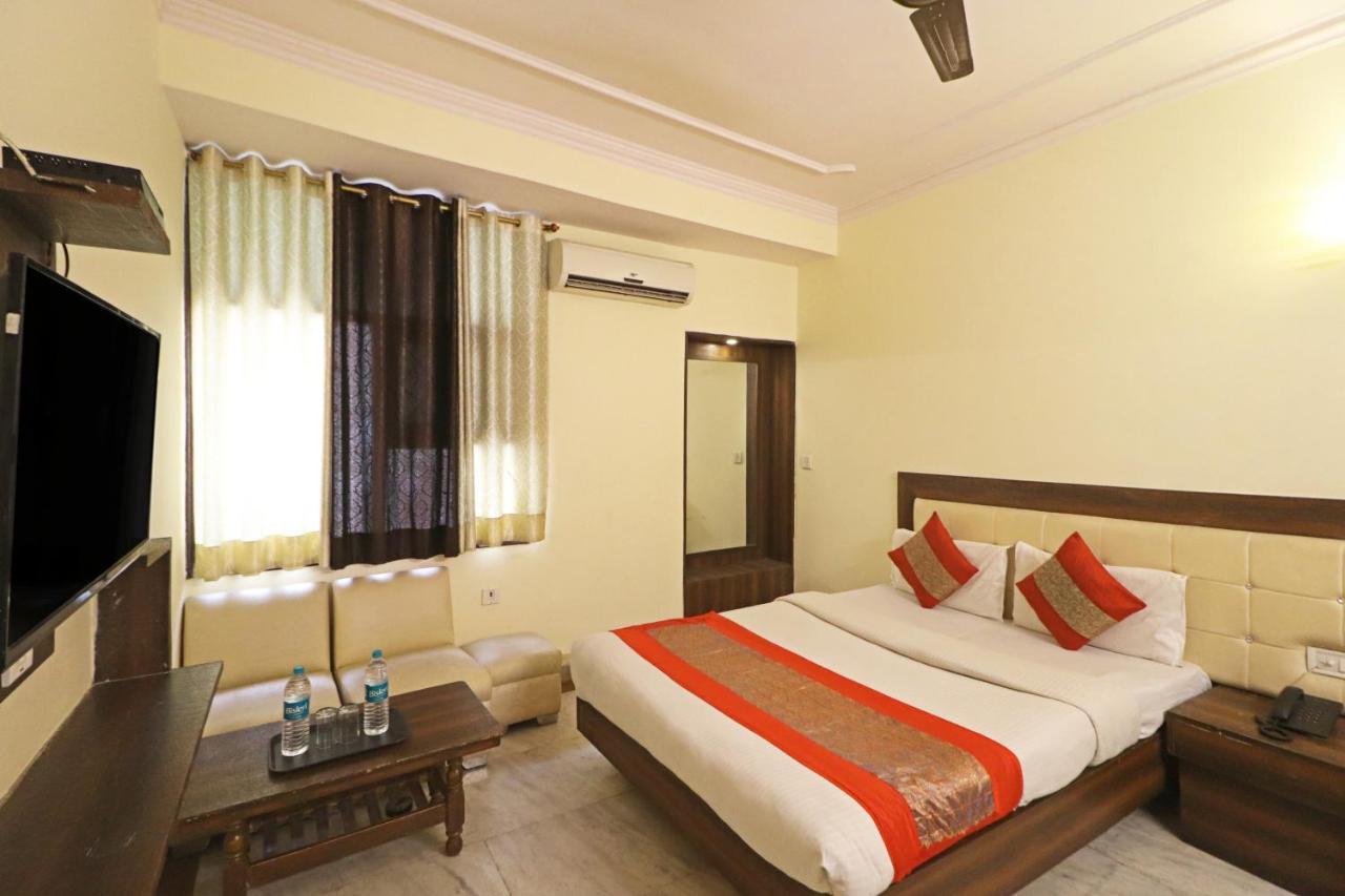 Silver Shine New Delhi - Comfort Stay Exterior photo