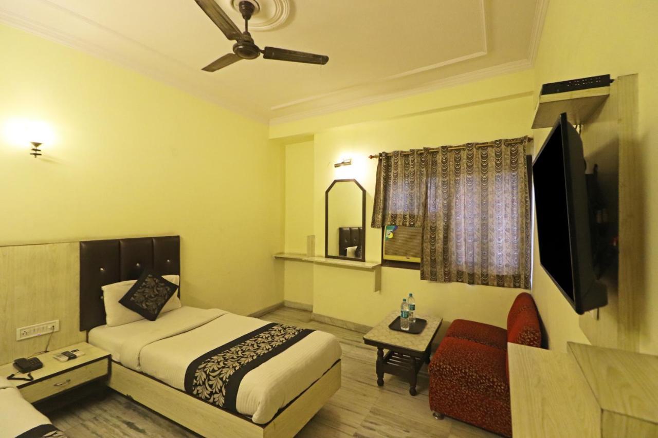 Silver Shine New Delhi - Comfort Stay Exterior photo