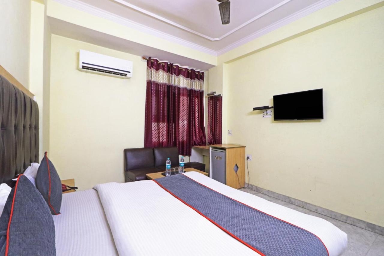 Silver Shine New Delhi - Comfort Stay Exterior photo