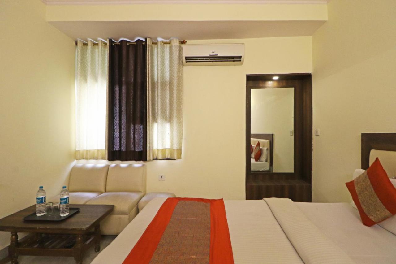 Silver Shine New Delhi - Comfort Stay Exterior photo